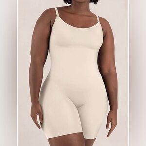 Shapermint Essentials Scoop Neck Mid-Thigh Bodysuit 3XL Beige 95002 Control